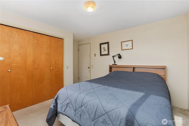 350 Olympic Drive E, Grapeview, WA 98546