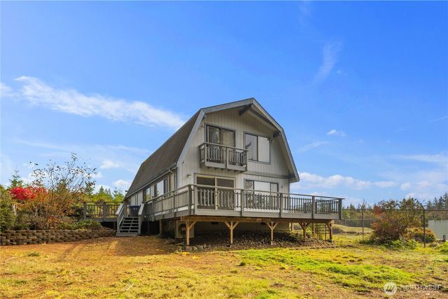 350 Olympic Drive E, Grapeview, WA 98546