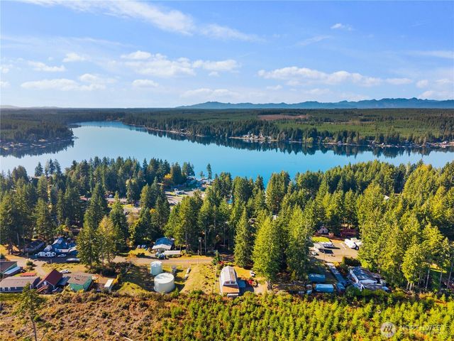 350 Olympic Drive E, Grapeview, WA 98546