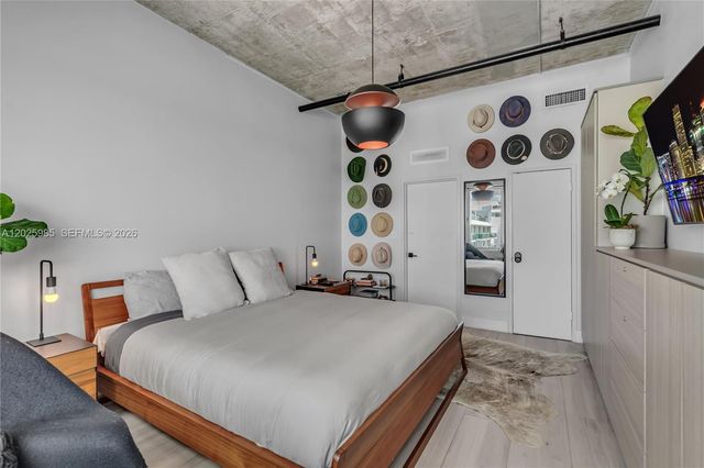1000 West Ave PH23, Miami Beach, FL 33139