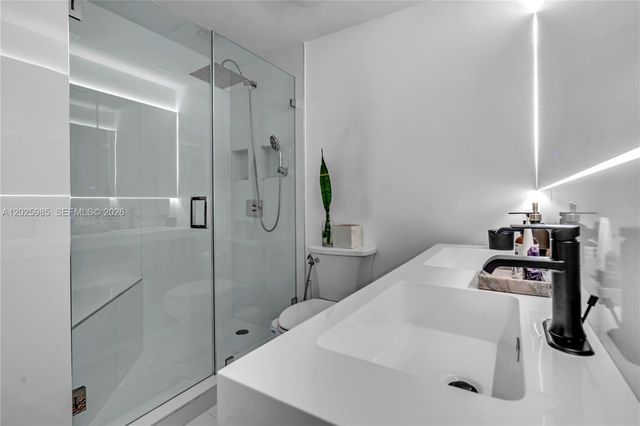 1000 West Ave PH23, Miami Beach, FL 33139