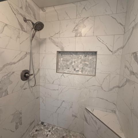 1338 E Castlecrest Avenue, Visalia, CA 93292