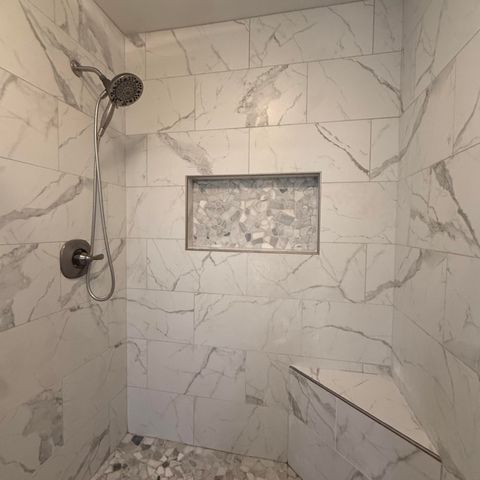 1338 E Castlecrest Avenue, Visalia, CA 93292