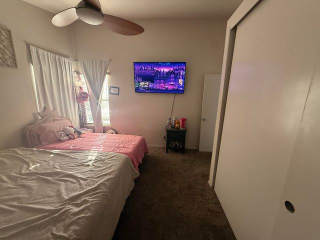 1338 E Castlecrest Avenue, Visalia, CA 93292