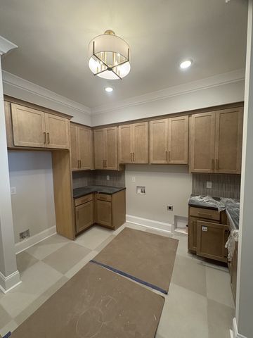 7405 Leelee Dr, Franklin, TN 37064