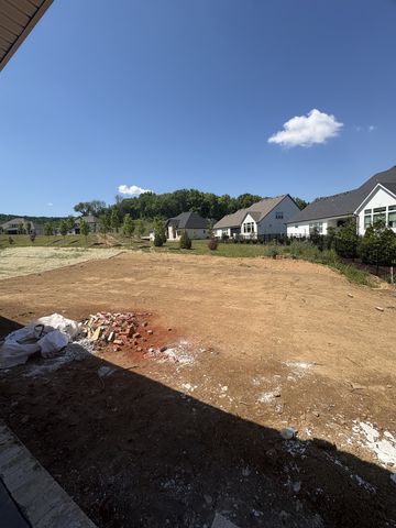 7405 Leelee Dr, Franklin, TN 37064