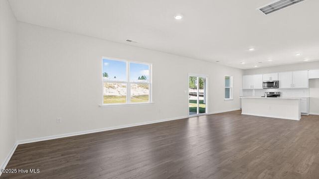 277 Maddox Drive, Aberdeen, NC 28315