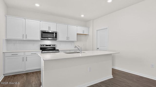 277 Maddox Drive, Aberdeen, NC 28315