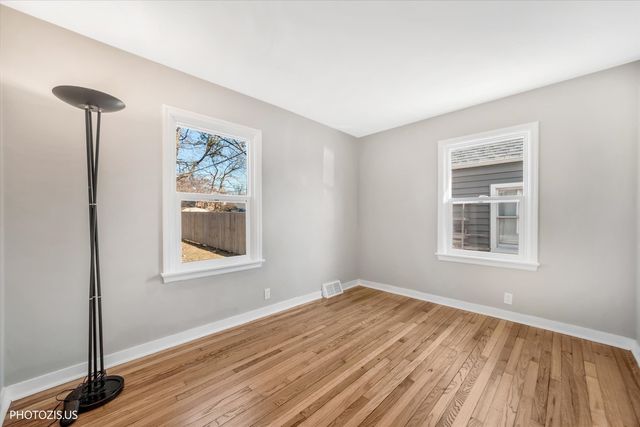 112 Pearl Street, Cary, IL 60013