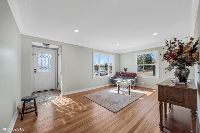 112 Pearl Street, Cary, IL 60013