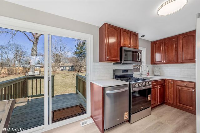 112 Pearl Street, Cary, IL 60013