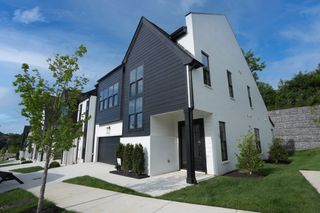 125 Shadow Springs Dr # 125, Brentwood, TN 37027