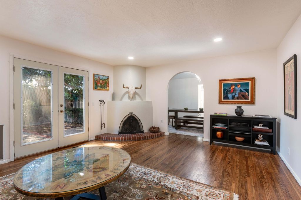 Image 19 of property listing at 7208 Vista Del Arroyo Avenue NE, Albuquerque, NM 87109