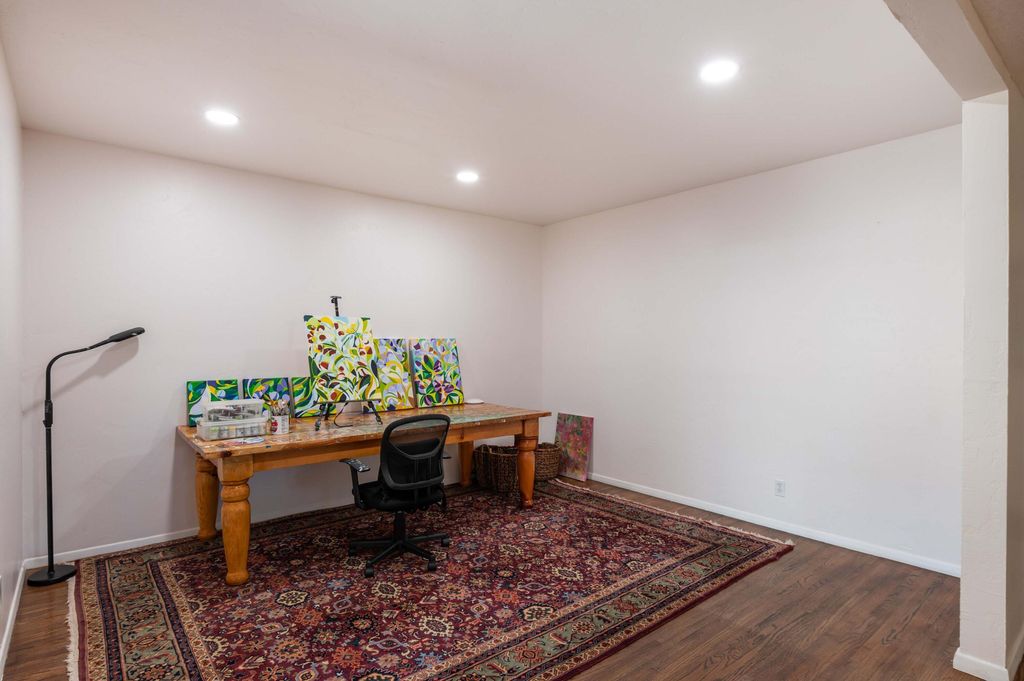 Image 20 of property listing at 7208 Vista Del Arroyo Avenue NE, Albuquerque, NM 87109