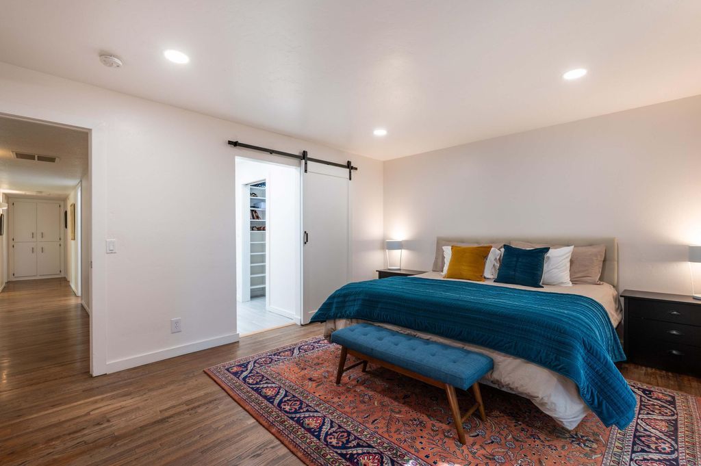 Image 23 of property listing at 7208 Vista Del Arroyo Avenue NE, Albuquerque, NM 87109