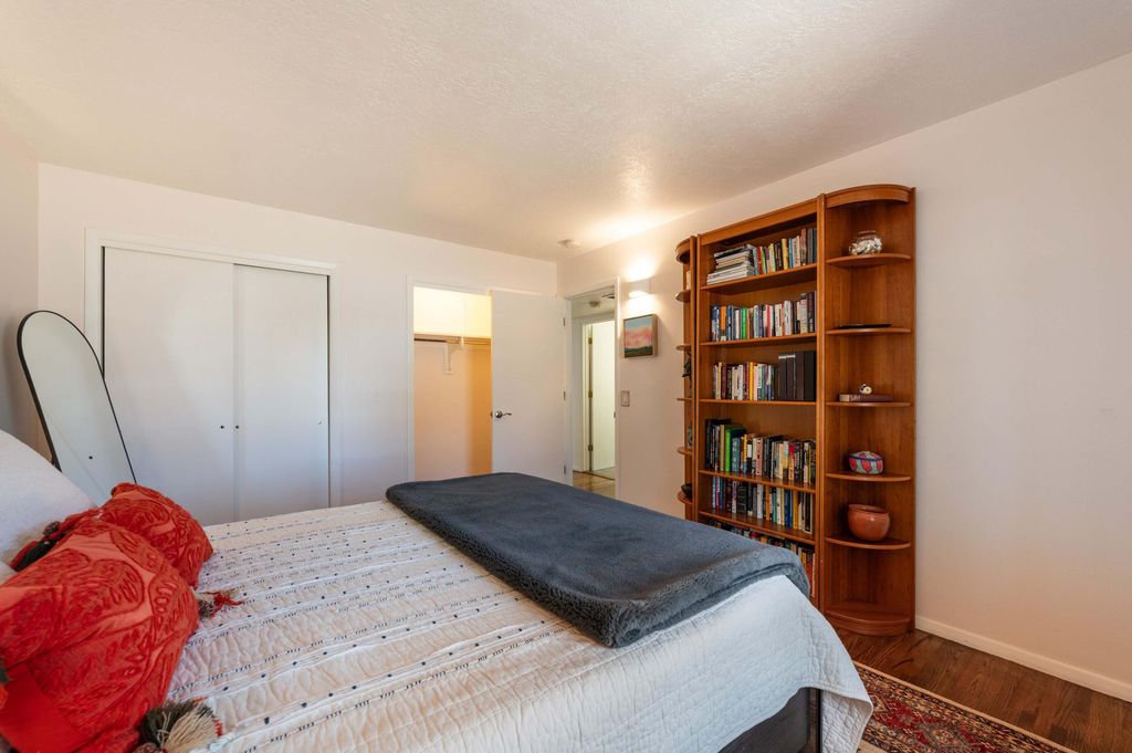 Image 28 of property listing at 7208 Vista Del Arroyo Avenue NE, Albuquerque, NM 87109