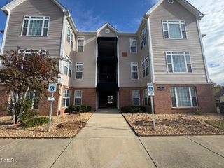 2511 Huntscroft Lane 101, Raleigh, NC 27617
