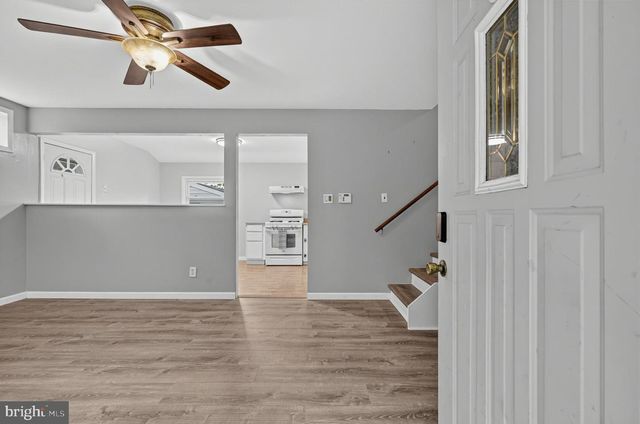 402 WOODLAWN AVE, Williamstown, NJ 08094