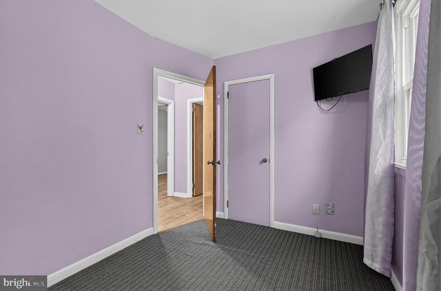 402 WOODLAWN AVE, Williamstown, NJ 08094