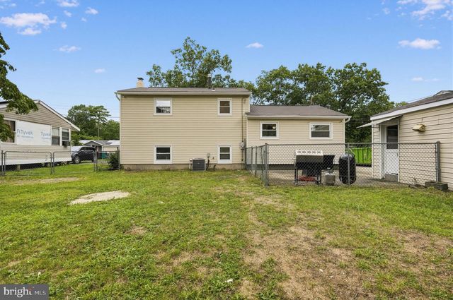 402 WOODLAWN AVE, Williamstown, NJ 08094