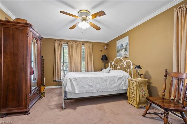 5 Yeardleys Court, Greensboro, NC 27455