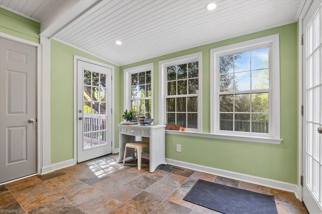 5 Yeardleys Court, Greensboro, NC 27455