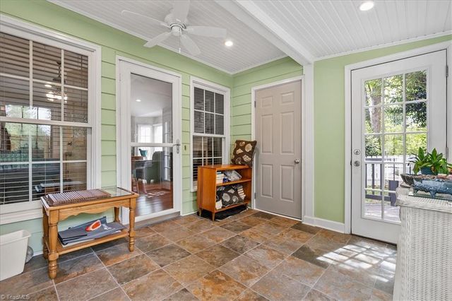 5 Yeardleys Court, Greensboro, NC 27455