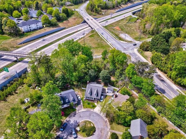 5 Yeardleys Court, Greensboro, NC 27455