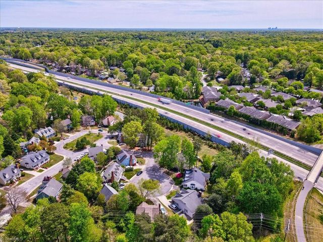 5 Yeardleys Court, Greensboro, NC 27455