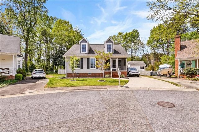 5 Yeardleys Court, Greensboro, NC 27455