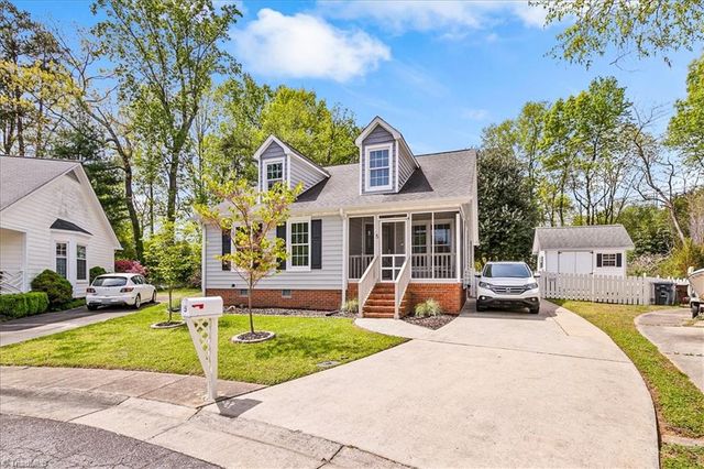 5 Yeardleys Court, Greensboro, NC 27455