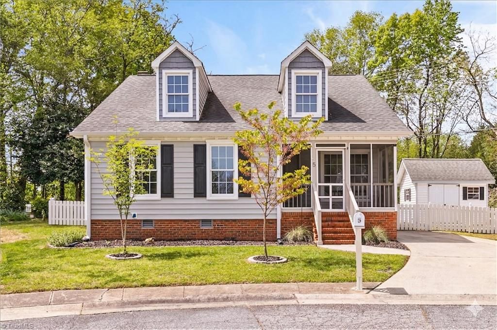 5 Yeardleys Court, Greensboro, NC 27455