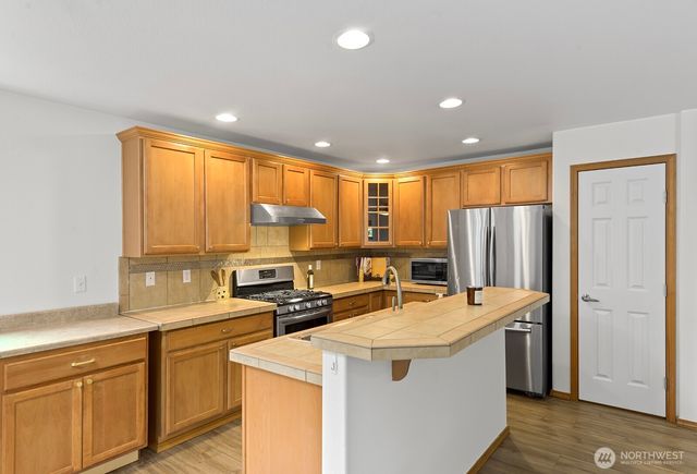 18312 104th St Court E, Bonney Lake, WA 98391