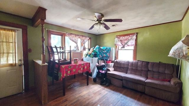 115 W 19th Street, Pittsburg, KS 66762