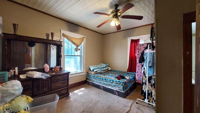 115 W 19th Street, Pittsburg, KS 66762