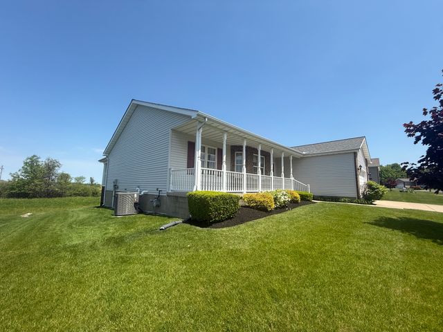 2680 SADDLEWOOD Drive, Waterford, PA 16441