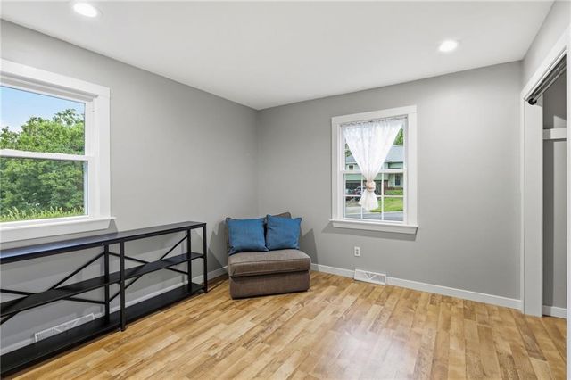 7209 W 54th Street, Overland Park, KS 66202