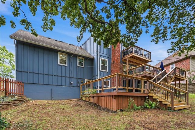 7209 W 54th Street, Overland Park, KS 66202