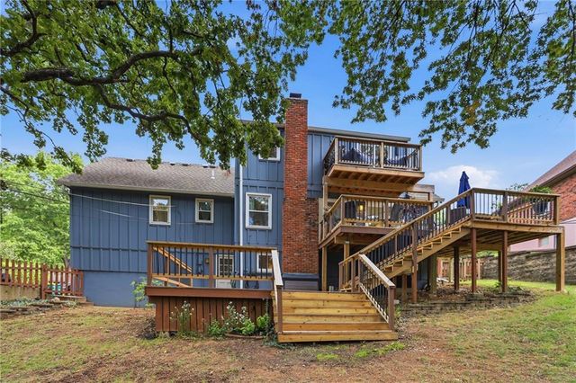 7209 W 54th Street, Overland Park, KS 66202