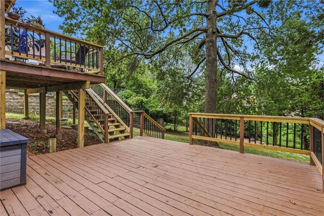 7209 W 54th Street, Overland Park, KS 66202