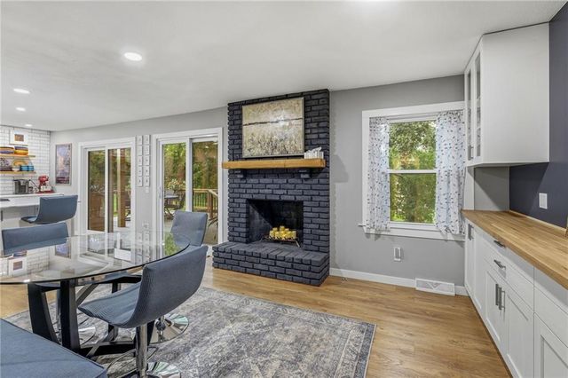 7209 W 54th Street, Overland Park, KS 66202