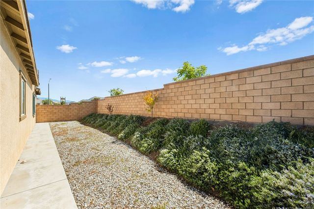 26545 Dash Drive, Menifee, CA 92585
