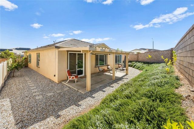 26545 Dash Drive, Menifee, CA 92585