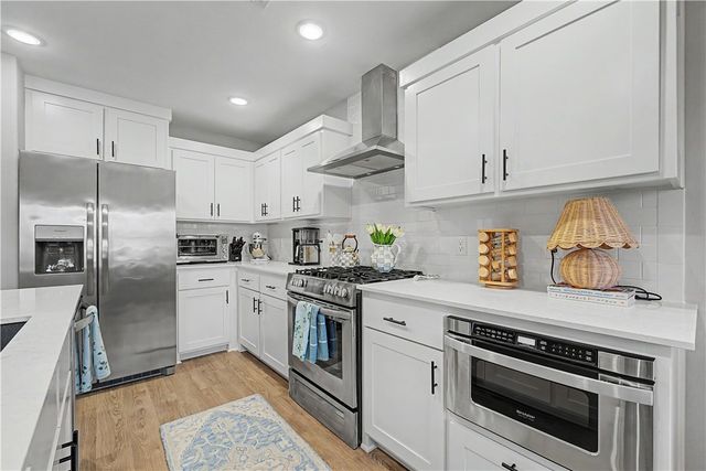 1650 N Quincy Avenue, Fayetteville, AR 72704