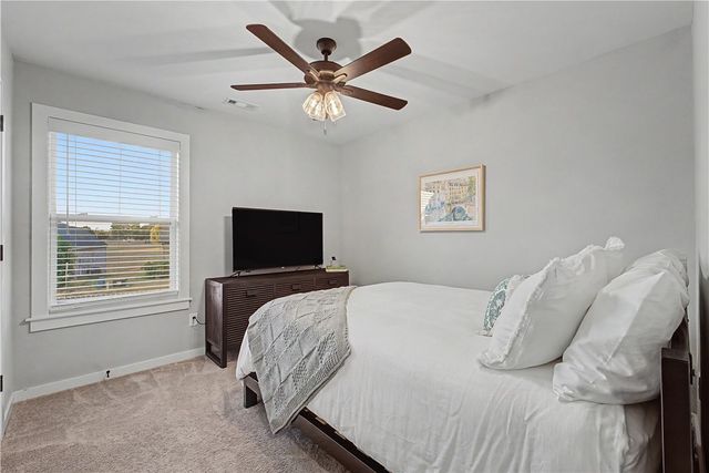1650 N Quincy Avenue, Fayetteville, AR 72704