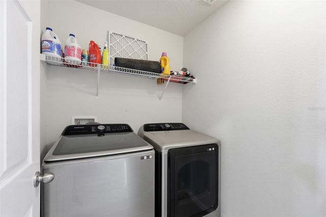 19416 ROSEATE DRIVE, Lutz, FL 33558