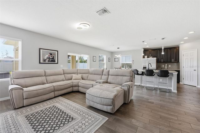 19416 ROSEATE DRIVE, Lutz, FL 33558