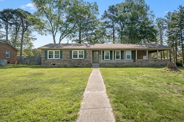 223 Skyview Ln, Tullahoma, TN 37388