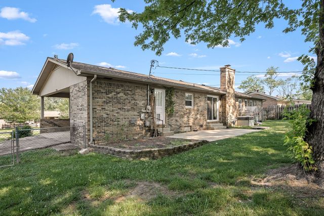 223 Skyview Ln, Tullahoma, TN 37388