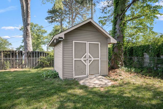 223 Skyview Ln, Tullahoma, TN 37388